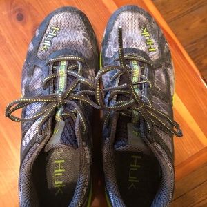 huk attack shoes for sale